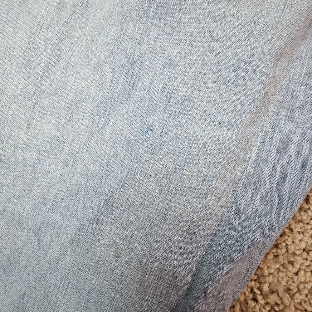 Studio Blue Light Wash Distressed Skinny Jeans Women’s Size 31 Y2K